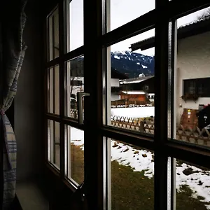  Homestay Mountain Hideaway